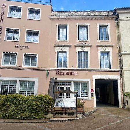 Logis Grand Hotel Pelisson Нонтрон Екстер'єр фото
