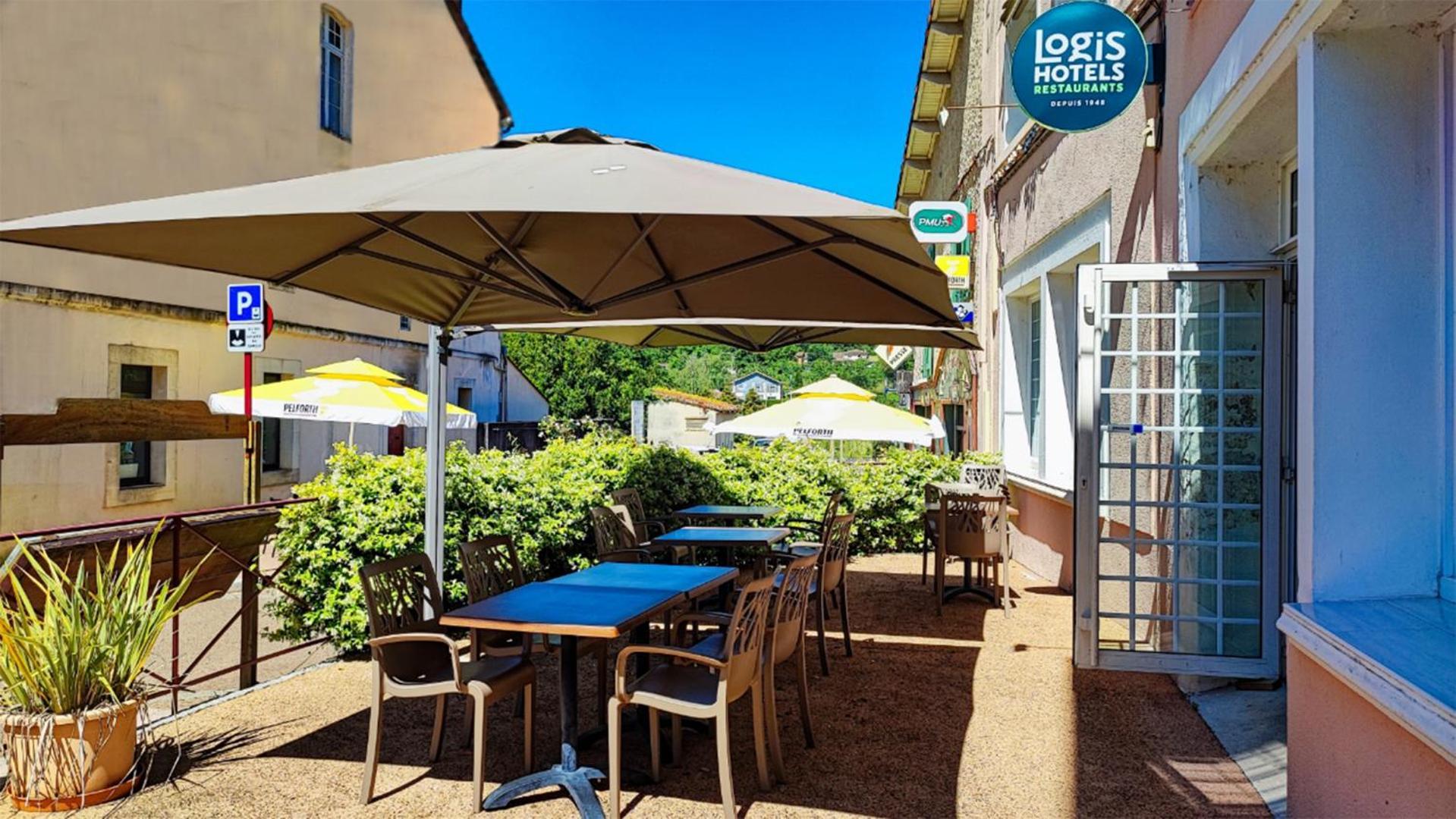 Logis Grand Hotel Pelisson Нонтрон Екстер'єр фото