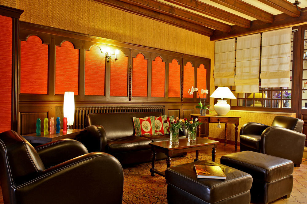 Logis Grand Hotel Pelisson Нонтрон Екстер'єр фото